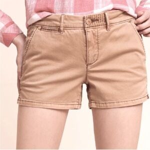 Anthropologie Shortie Chino Shorts in Peach size 28
